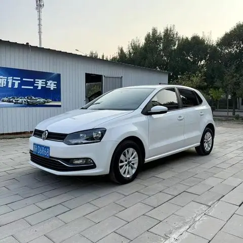 Volkswagen Polo 2016 — фото 1