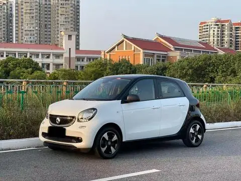 smart forfour 2018 — фото 1