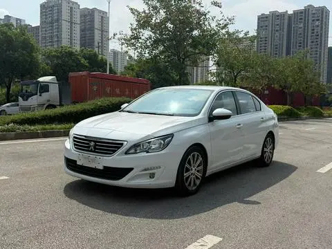 Peugeot 408 2014 — фото 1