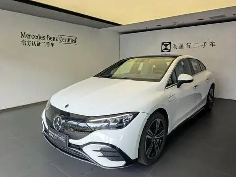 Mercedes-Benz EQE 2025