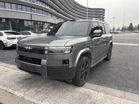BYD Leopard 钛7 PHEV 2025 — фото 1