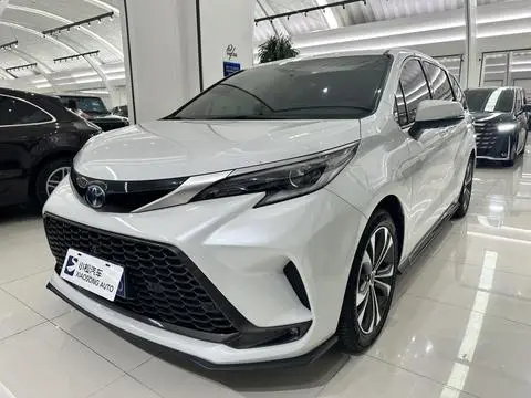 Toyota Granvia 2023
