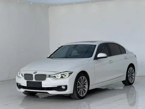 BMW 3 Series 2019 — фото 1