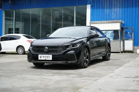 Volkswagen Passat 2024