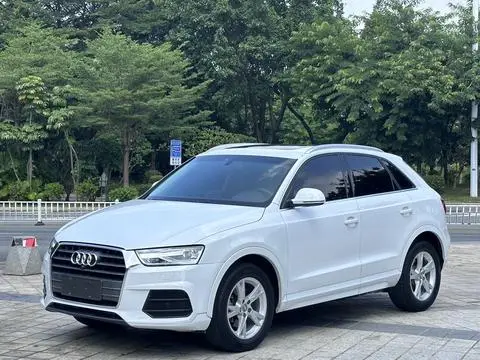 Audi Q3 2017 — фото 1