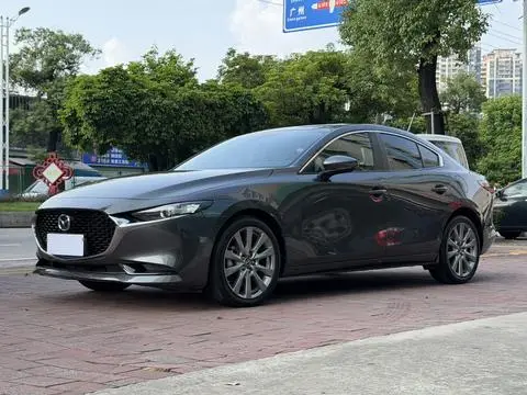 Mazda 3 昂克赛拉 2023 — фото 1