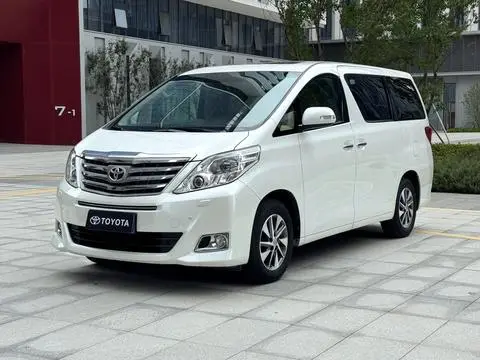 Toyota 埃尔法 2012