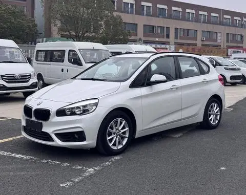 BMW 2 Series 旅行车 2016