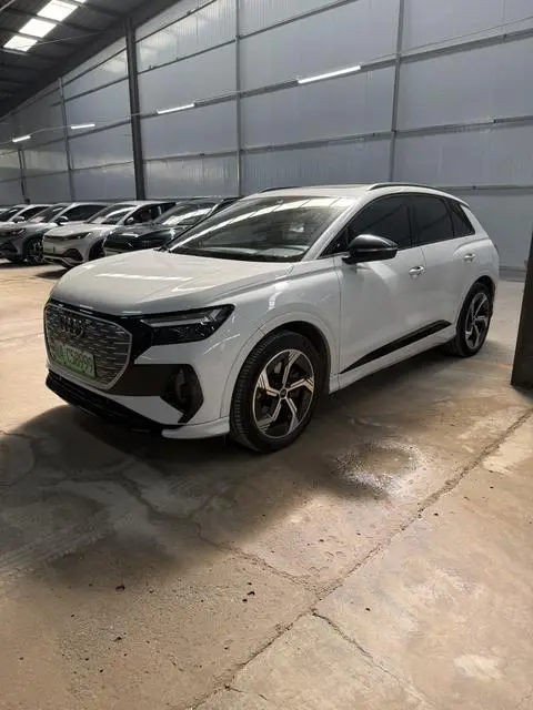 Audi Q4 e-tron 2023