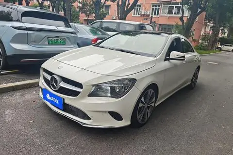Mercedes-Benz CLA 2015