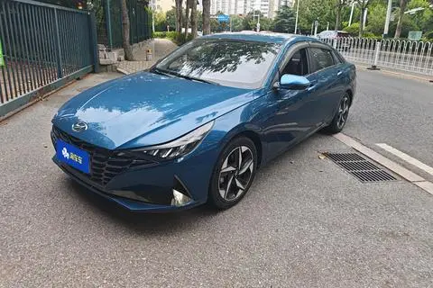 Hyundai Elantra 2021
