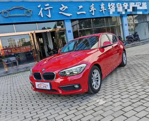 BMW 1 Series 2018 — фото 1