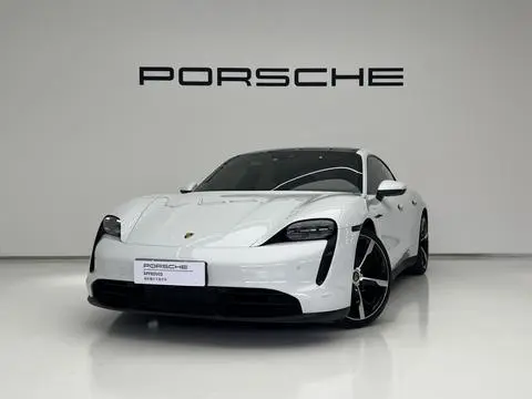 Porsche Taycan 2022
