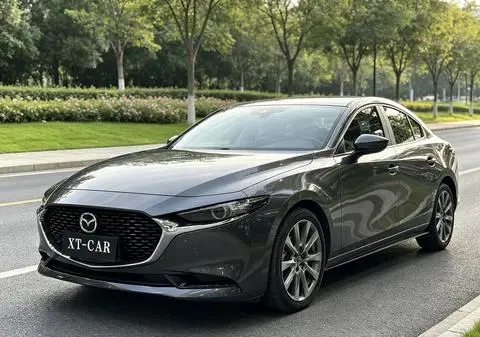 Mazda 3 昂克赛拉 2022 — фото 1
