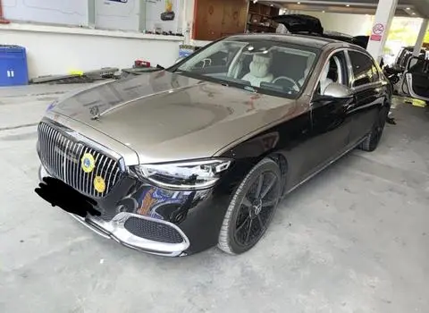 Mercedes-Benz 迈巴赫S-Class 2024