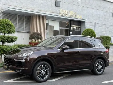 Porsche Cayenne 2016