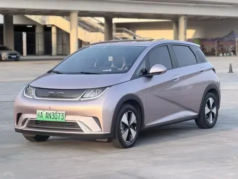 BYD Dolphin 2023 — фото 1