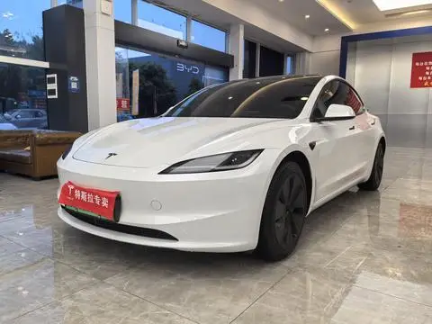 Tesla Model 3 2023 — фото 1