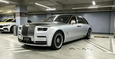 Rolls Royce 幻影 2022