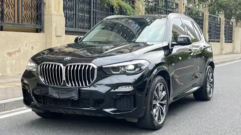 BMW X5 2021