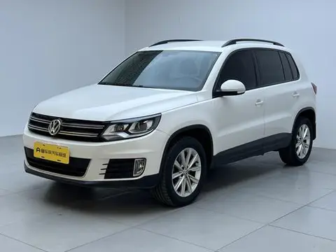 Volkswagen Tiguan 2016 — фото 1
