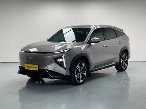 Geely L7 2025