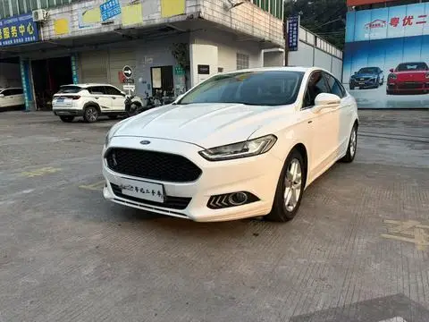 Ford Mondeo 2013 — фото 1