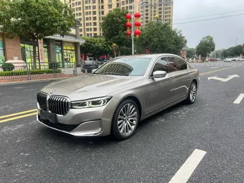 BMW 7 Series 2021 — фото 1