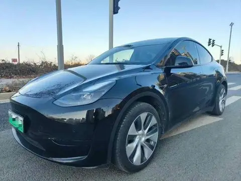 Tesla Model Y 2022 — фото 1