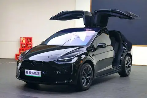 Tesla Model X 2023