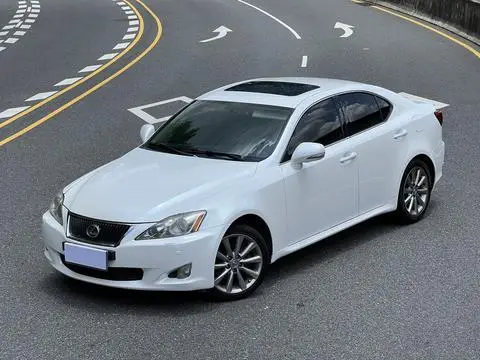 Lexus IS 2009