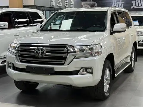 Toyota Land Cruiser 2019 — фото 1
