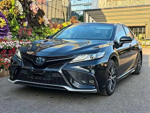Toyota Camry 2021