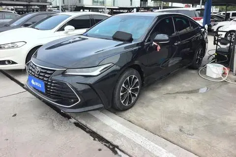 Toyota 亚洲龙 2023
