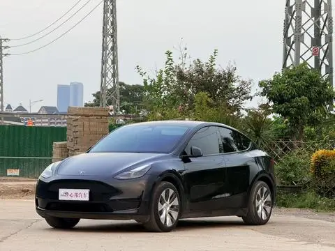 Tesla Model Y 2022 — фото 1