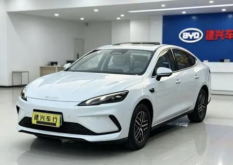 BYD Seal05 DM 2025