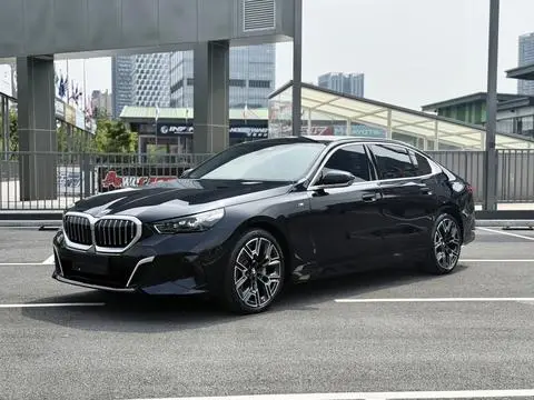 BMW 5 Series 2024