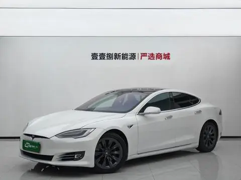 Tesla Model S 2019