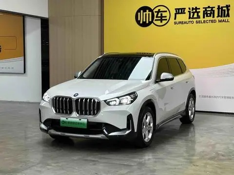 BMW iX1 2024
