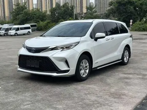Toyota Granvia 2023