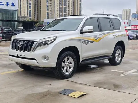 Toyota Prado 2016 — фото 1