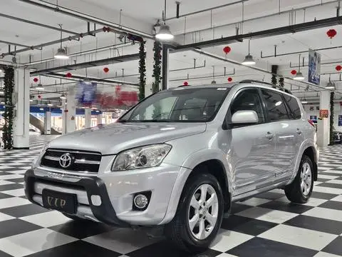 Toyota RAV4 2011