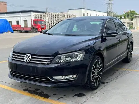 Volkswagen Passat 2015 — фото 1