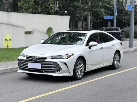 Toyota 亚洲龙 2019