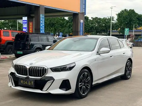 BMW 5 Series 2024