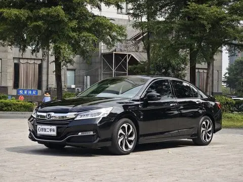Honda Accord 2016 — фото 1