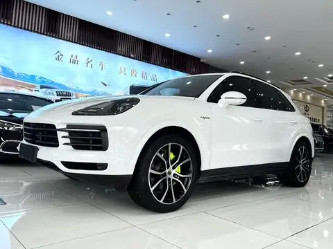 Porsche Cayenne E-Hybrid 2023