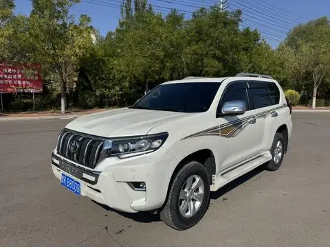 Toyota Prado 2019 — фото 1