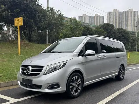 Mercedes-Benz V-Class 2016 — фото 1