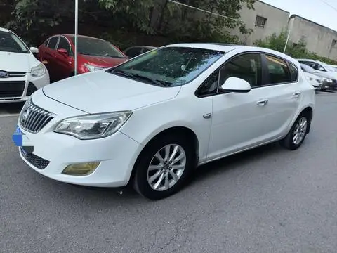 Buick Excelle GT 2013 — фото 1